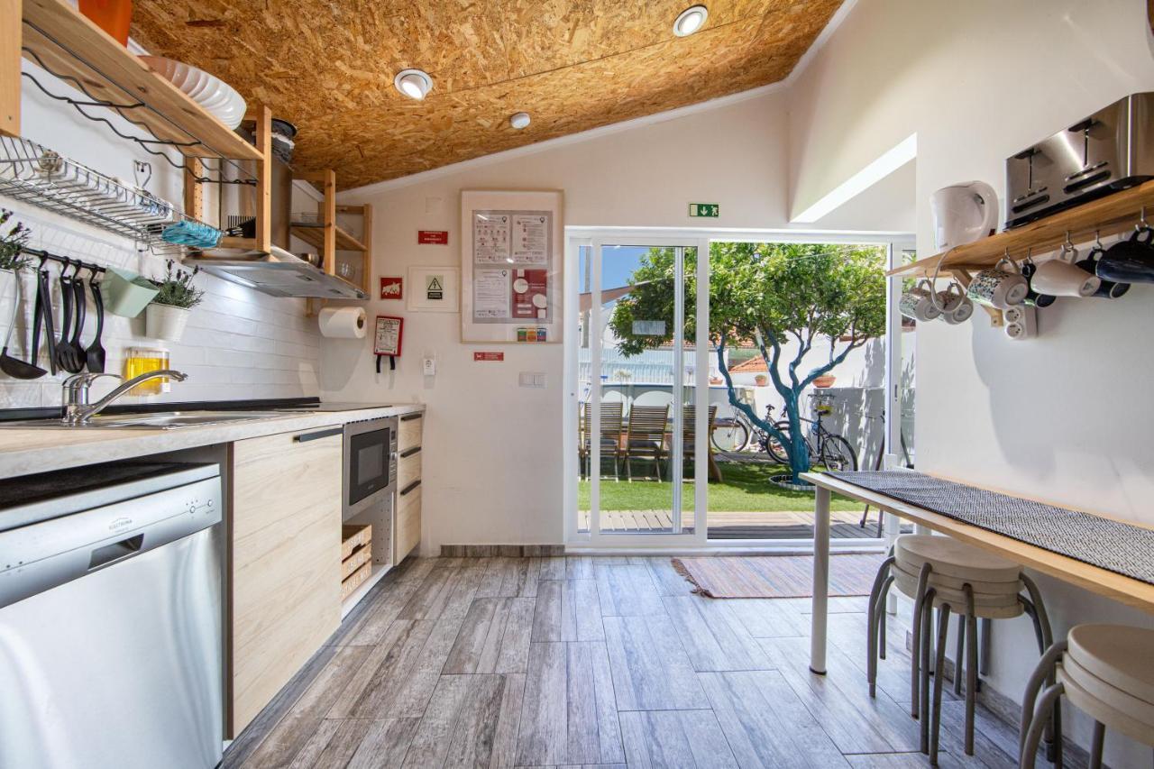Vila Maria Mix Dorm By Host-Point Costa da Caparica Dış mekan fotoğraf