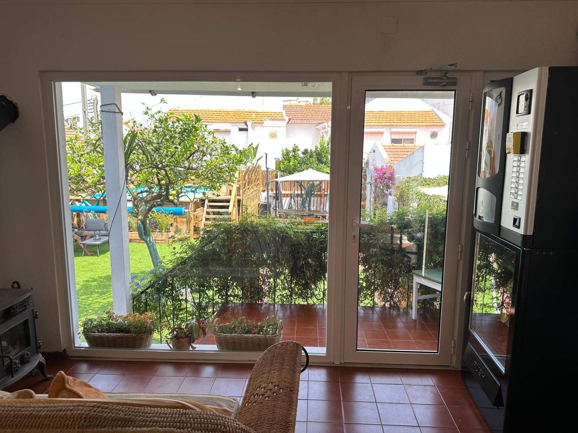 Vila Maria Mix Dorm By Host-Point Costa da Caparica Dış mekan fotoğraf